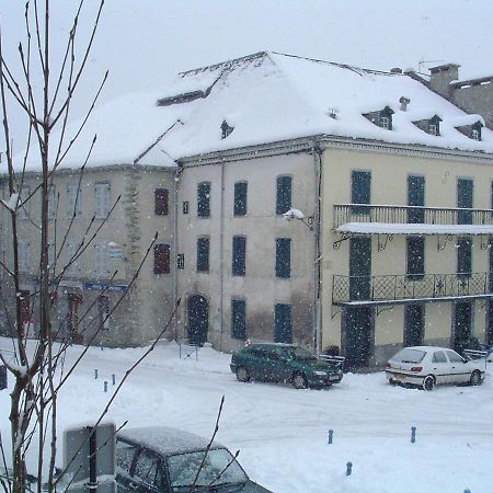 Marie Maxi 2 Adultes Et 2 Enfants - Linge Toilette Et Literie Et Menage Inclus Dans Le Tarif Apartment Laruns Exterior foto