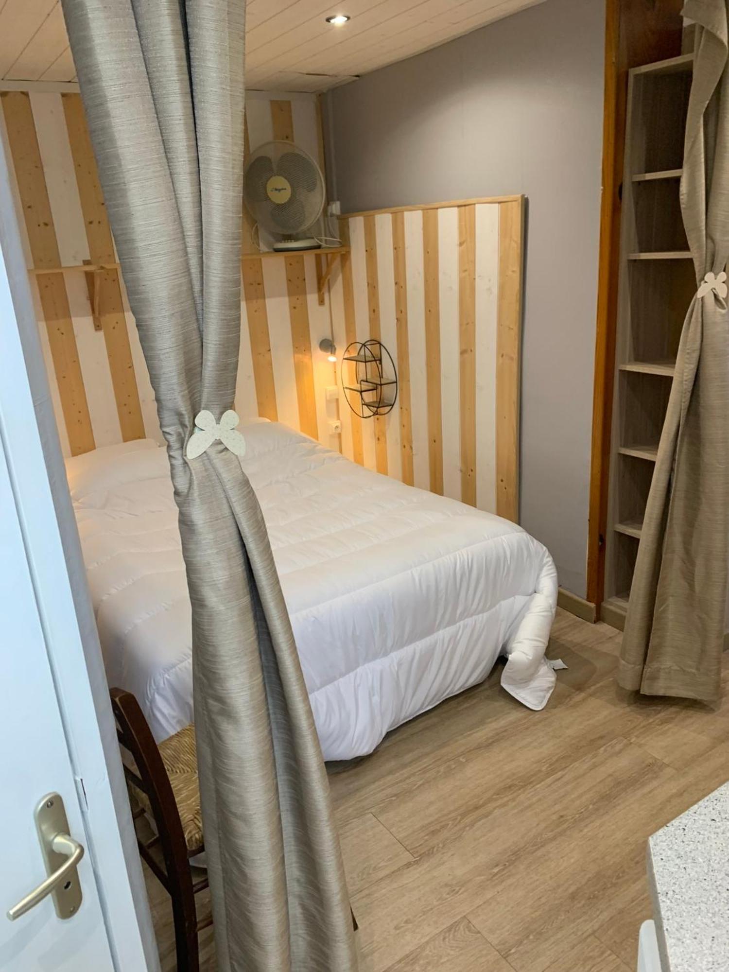Marie Maxi 2 Adultes Et 2 Enfants - Linge Toilette Et Literie Et Menage Inclus Dans Le Tarif Apartment Laruns Exterior foto